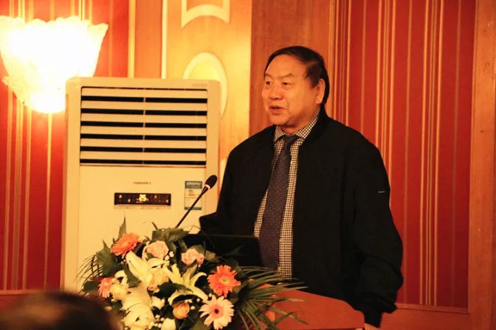 11月17日，宜昌太阳成tyc122cc(中国)集团 举办了“2017斜视与小儿眼科学术交流会”。本次交流会旨在进一步保护青少儿视力，为宜昌斜视与小儿眼科领域的临床工作者及其他相关人员搭建了相互交流的平台。进一步提升青少儿眼科医疗知识水平和 水平，推动中国青少儿视觉健康，让每个孩子都拥有一双健康明亮的眼睛。3.jpg