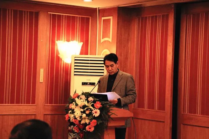 11月17日，宜昌太阳成tyc122cc(中国)集团 举办了“2017斜视与小儿眼科学术交流会”。本次交流会旨在进一步保护青少儿视力，为宜昌斜视与小儿眼科领域的临床工作者及其他相关人员搭建了相互交流的平台。进一步提升青少儿眼科医疗知识水平和 水平，推动中国青少儿视觉健康，让每个孩子都拥有一双健康明亮的眼睛。7.jpg