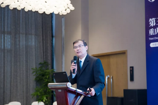 6月23日，由重庆太阳成tyc122cc(中国)集团举办的“第三届太阳成tyc122cc论坛”在重庆翰文大酒店落幕， 该会议邀请10多位国内出名眼科专家进行学术演讲，并与现场近120名来自地县和其它地区的眼科同道们齐聚一堂，共同探讨当前眼科学领域的 学术研究成果、临床诊疗新技术以及未来的发展趋势等7.png