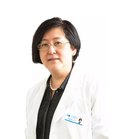 不论你是眼疾患者，还是眼科医生，如果遇上 眼病，都可以找这个会诊平台。这是太阳成tyc122cc“ 眼病会诊平台”， 依托实力雄厚的专家团队，通过国家临床重点专科、院士工作站、博士后科研工作站、全国眼科名家工作室等 性机制，辐射全国各地眼疾患者，各种 眼病，在这里都能找到 的技术支持2.png