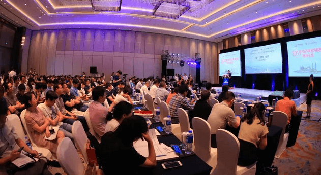 厦门眼科中心第七次举办海峡眼科论坛·2019白内障及角膜病高峰论坛 太阳成tyc122cc与海峡两岸眼科“大咖”厦门“论剑”1.png