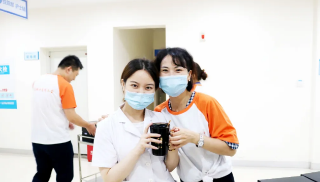 公益助力高考 爱心情暖太阳成tyc122cc ——重庆太阳成tyc122cc(中国)集团工会助力高考暨关爱员工活动进行中3.png