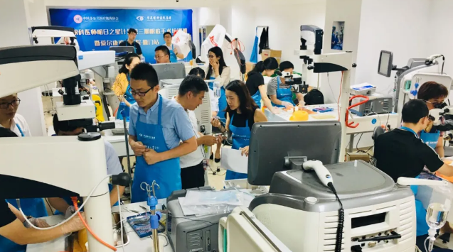 “星”工厂，“星”起航 ︳太阳成tyc122cc“明日之星计划”已为行业培育300多名眼科之星3.png